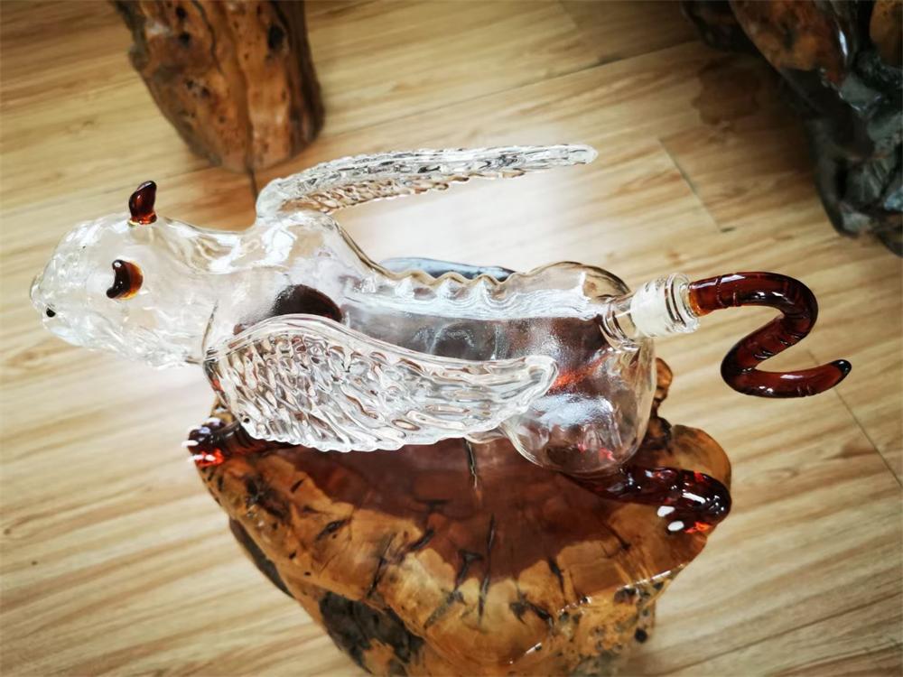 老虎造型玻璃酒瓶虎骨酒工藝酒瓶創意虎王酒威士忌玻璃瓶xo酒瓶