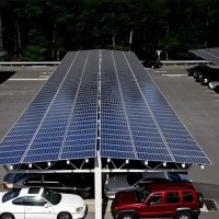 滕州市太陽能光伏發電車棚廠家-滕州光伏發電車棚設計施工